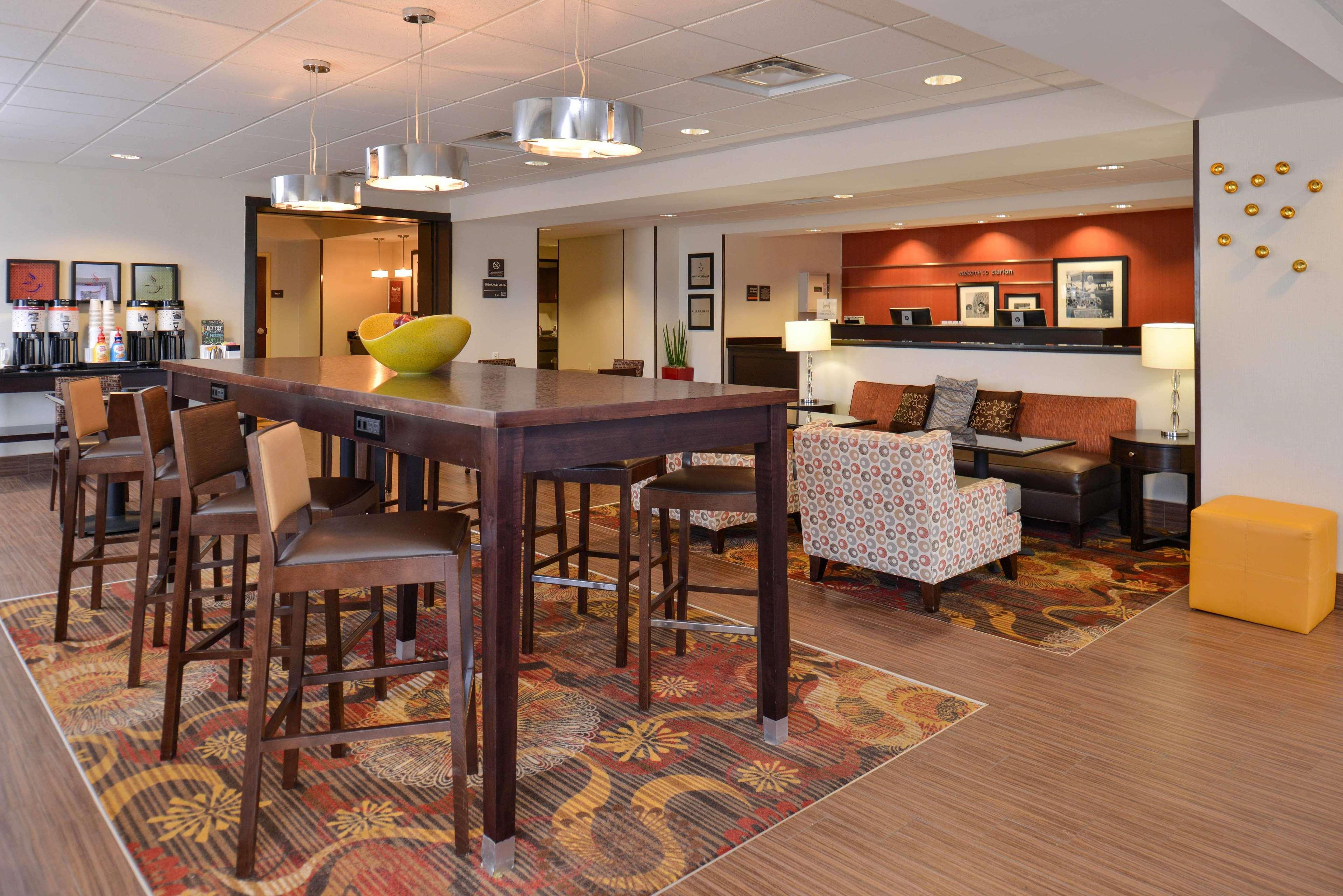 Hampton Inn Clarion Exterior photo