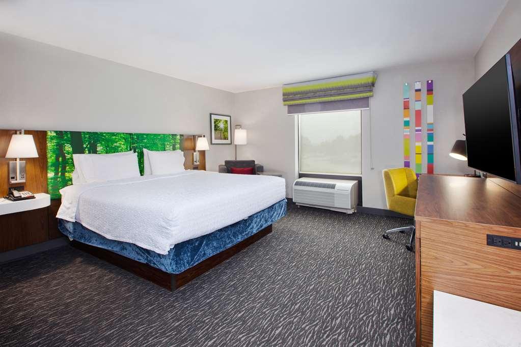 Hampton Inn Clarion Room photo