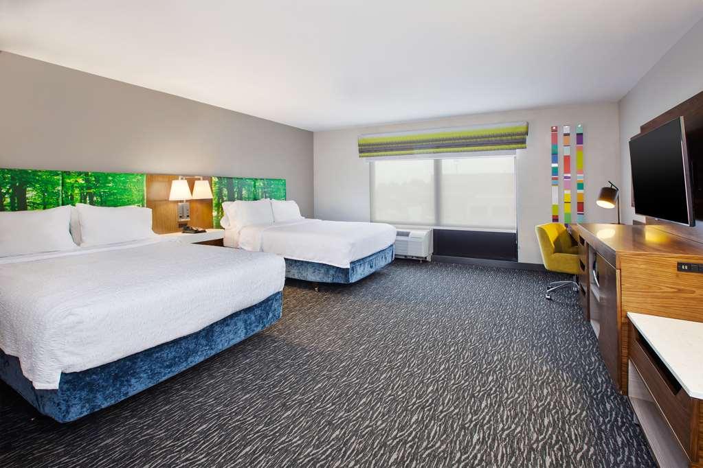 Hampton Inn Clarion Room photo